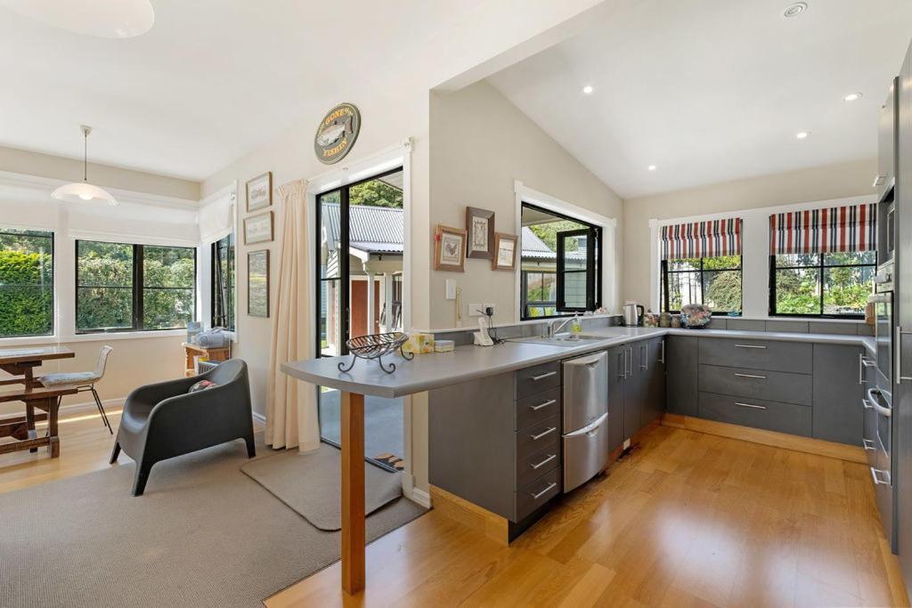 Lavender Country Cottage - Arrowtown Holiday Home المظهر الخارجي الصورة
