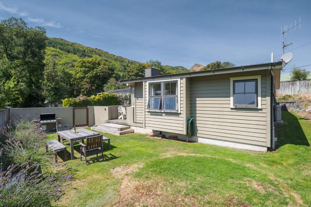 Lavender Country Cottage - Arrowtown Holiday Home المظهر الخارجي الصورة